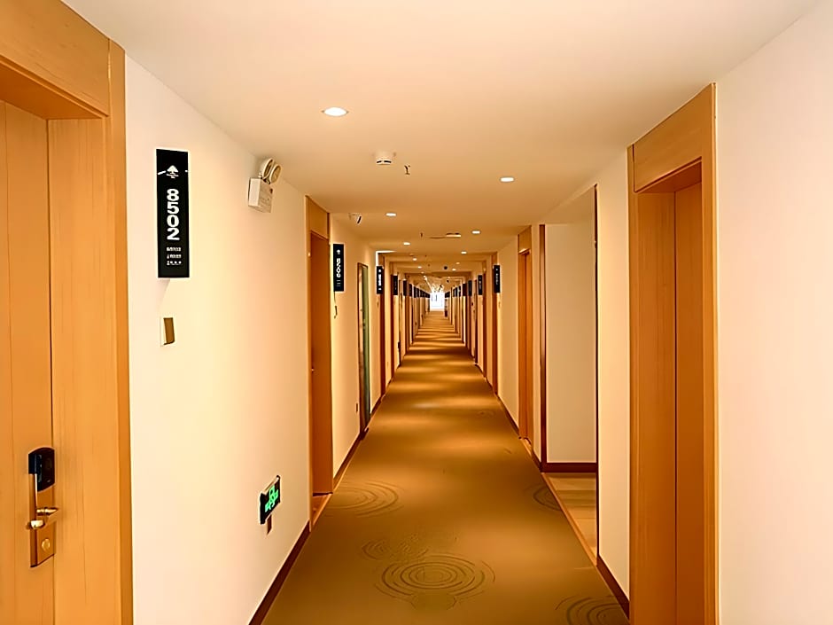 GreenTree Inn Tongchuan Yaozhou District New District Hospital