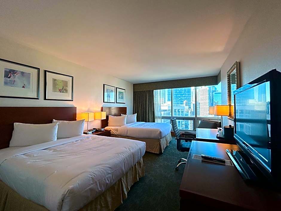 LIC Manhattan View Hotel