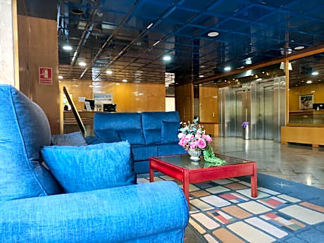 Hotel Ebora by Vivere Stays