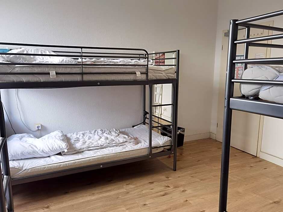 MAC City Hostel