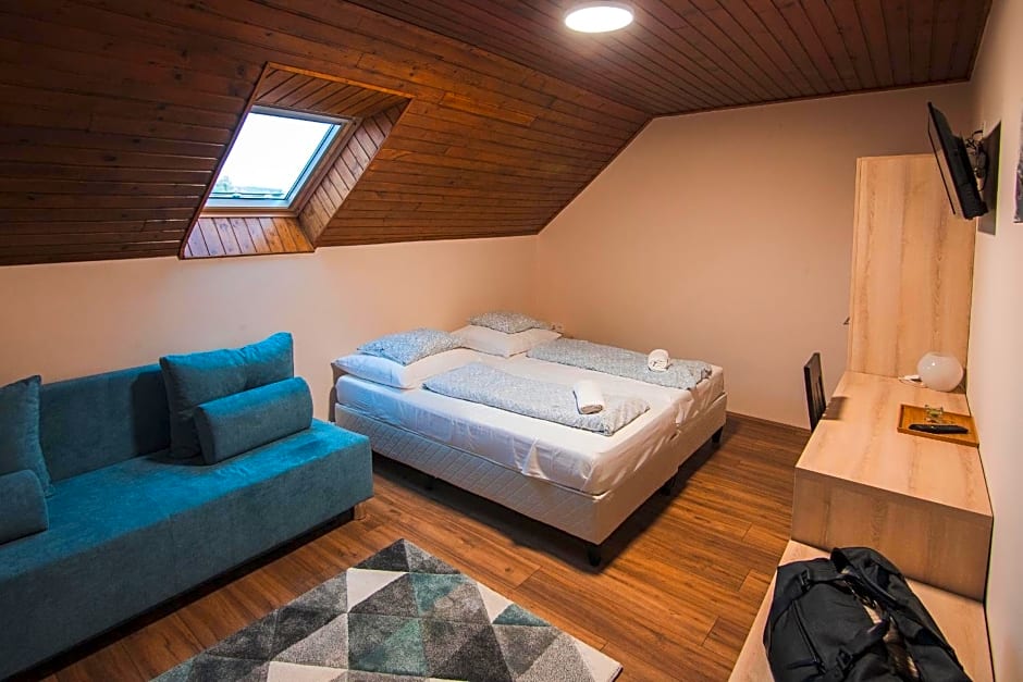 Natúra Panzió&Apartmanház