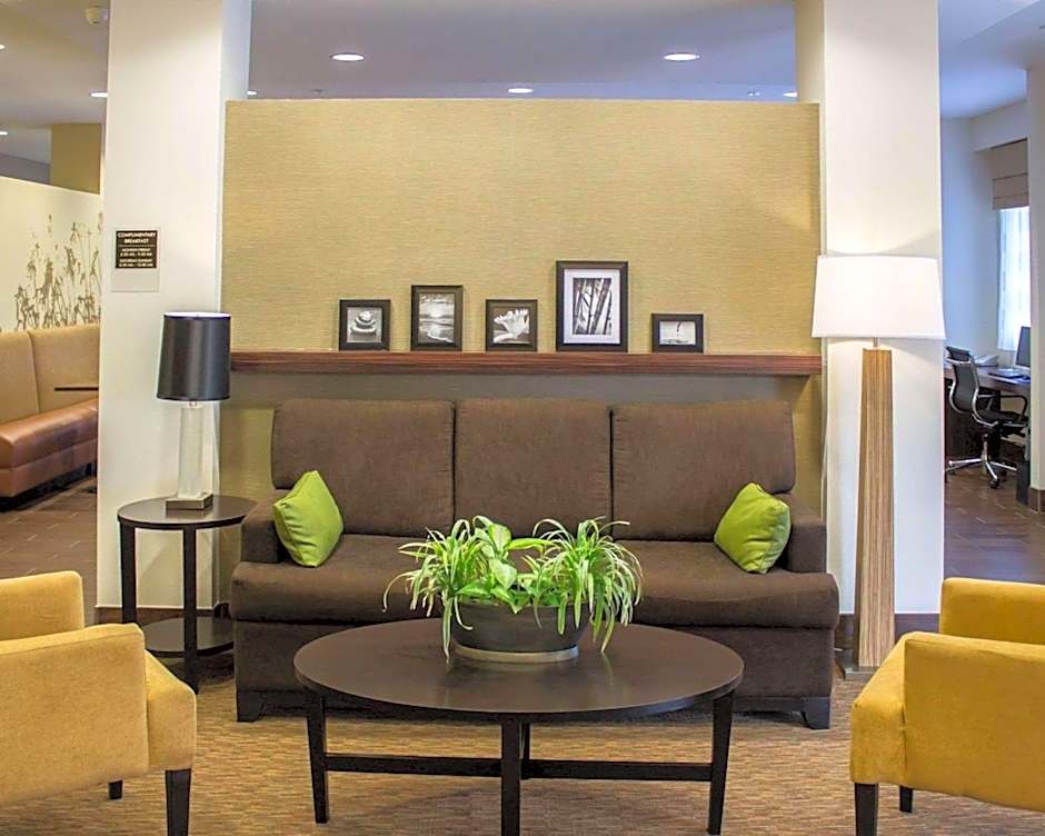 Sleep Inn & Suites Moundsville - Wheeling