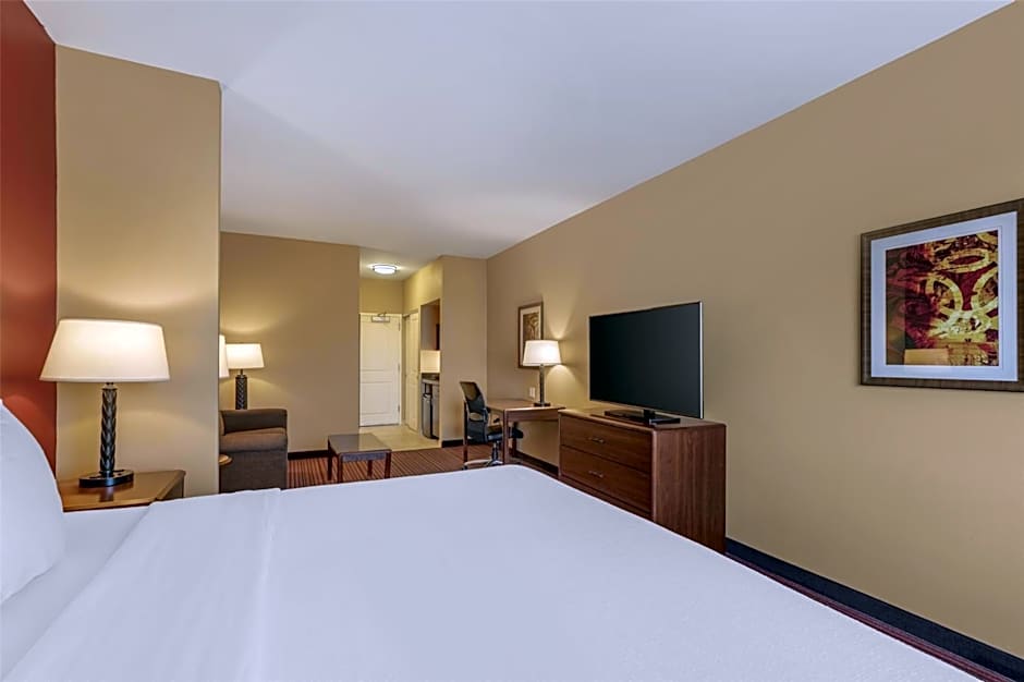 Best Western Plus Hudson Hotel & Suites