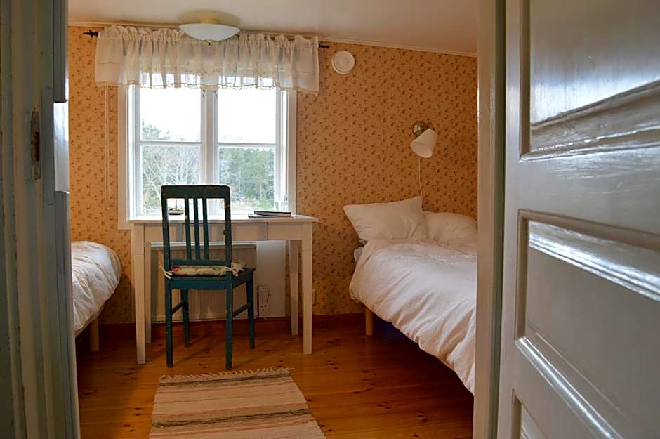 Bull-August gård vandrarhem/hostel