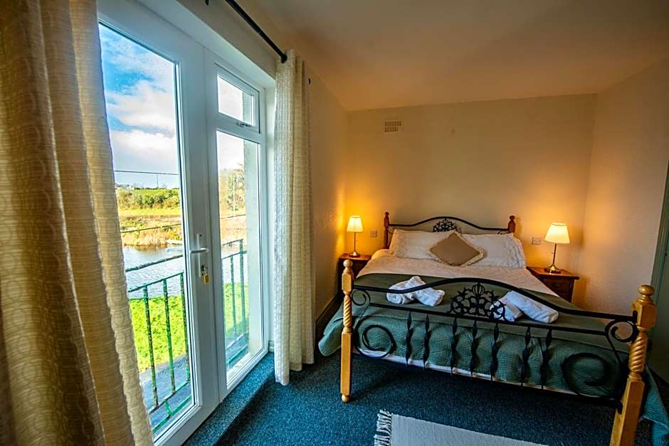 Greenfield Lodge Hotel Bar & Bistro