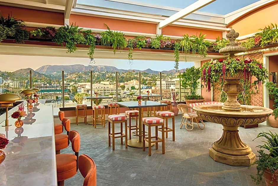 The Hollywood Grande, Autograph Collection