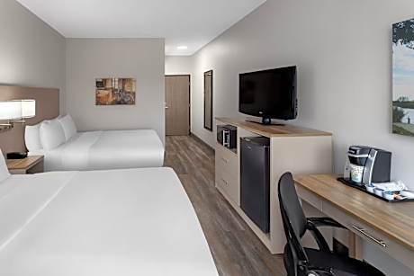 2 Queen Beds Junior Suite Non-Smoking