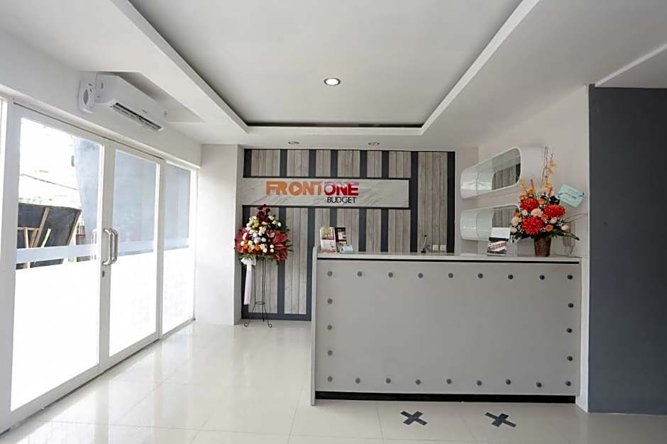 Front One Budget Malang