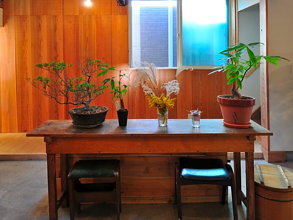 SARUYA HOSTEL
