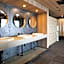 Okazaki New Grand Hotel
