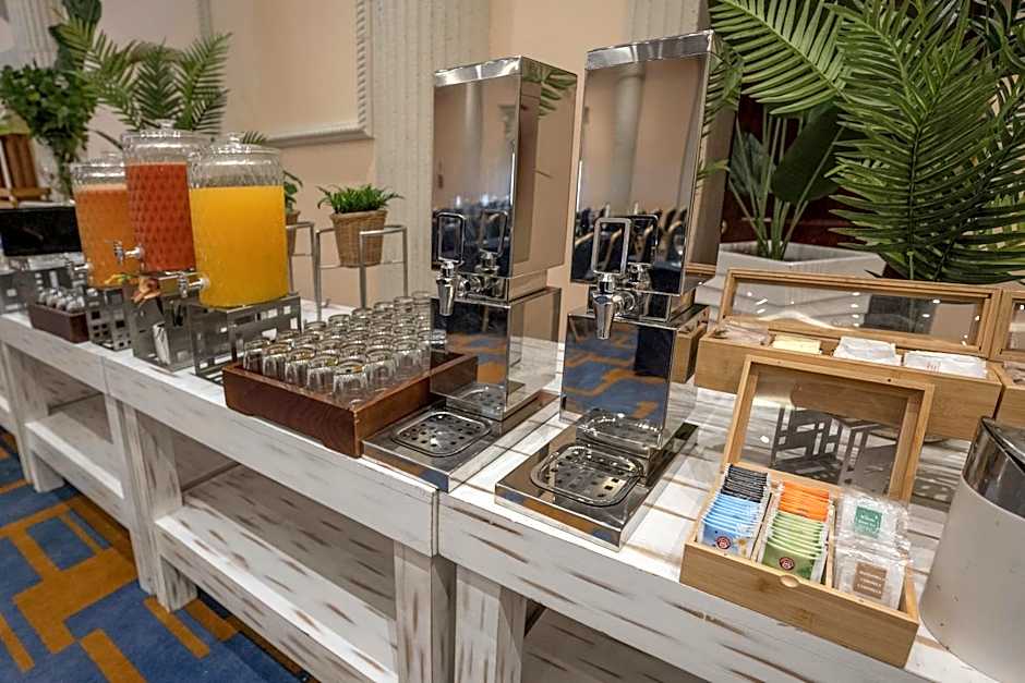 Iberostar Waves Costa Dorada- All Inclusive