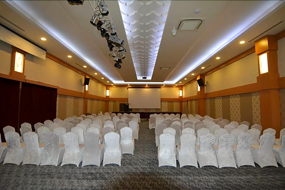 Budan Thermal Spa & Hotel