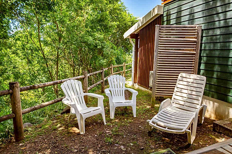 Les Cabanes Perchées