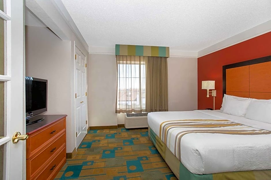 La Quinta Inn & Suites by Wyndham Denver Southwest Lakewood