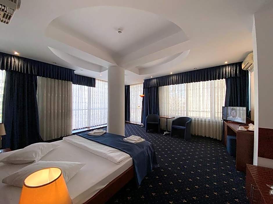 Samaa Hotel