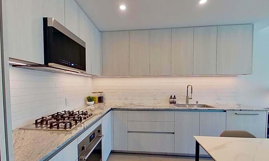 Level Long Beach - East Village