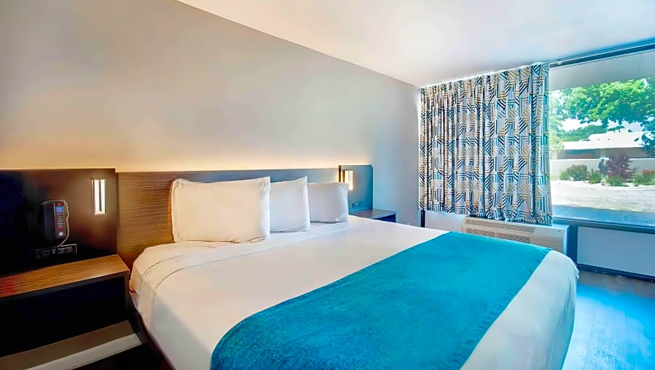 Motel 6 Louisville, Ky- Airport/ Fair Expo