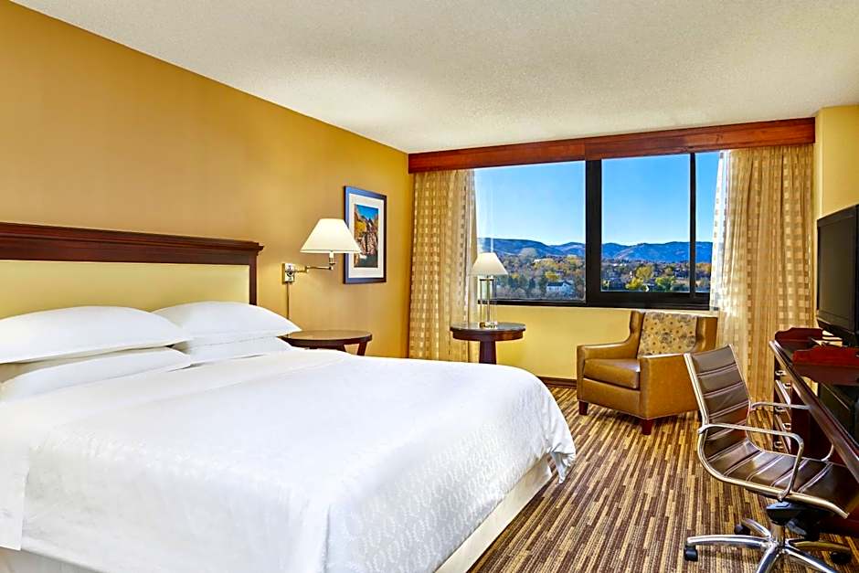 Sheraton Denver West Hotel