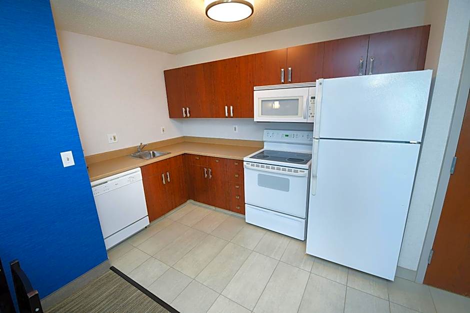 Holiday Inn Express Hotel & Suites Grand Forks By IHG