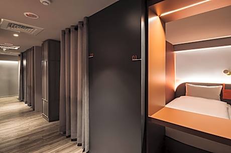 Bed in 6-Bed Dormitory Room(Female Only)