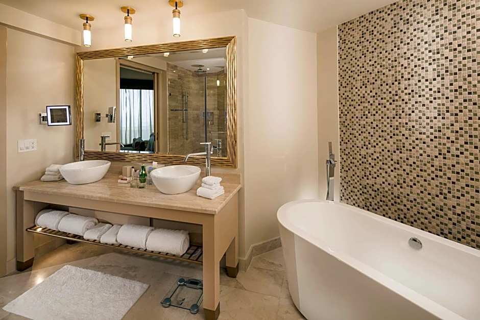 Waldorf Astoria By Hilton Panama