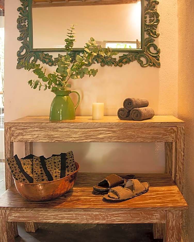 Pinkcoco Bali Hotel - Adults Only