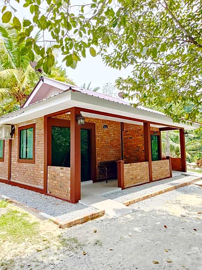 D'Impiana Riverview Chalet # Lenggong