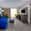 Hampton Inn By Hilton & Suites Kansas City-Country Club Plaza