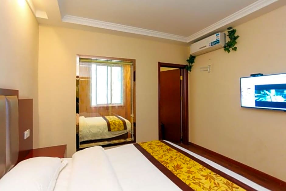 GreenTree Inn JiangSu Wuxi Jiangyin City QinGYAng Town Fuqian Road Express Hotel