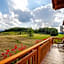 Hotel Mazurkowa & Wesela & Imprezy & Konferencje Jelenia Góra, obok restauracja Mazurkowa Chata