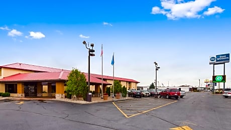 Clarion Inn