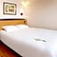 Campanile Calais Hotel