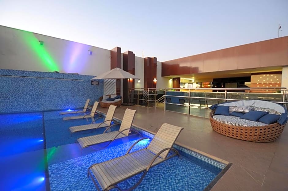 Oscar Hotel Executive