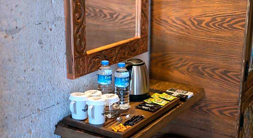 Foremanson Cave Hotel