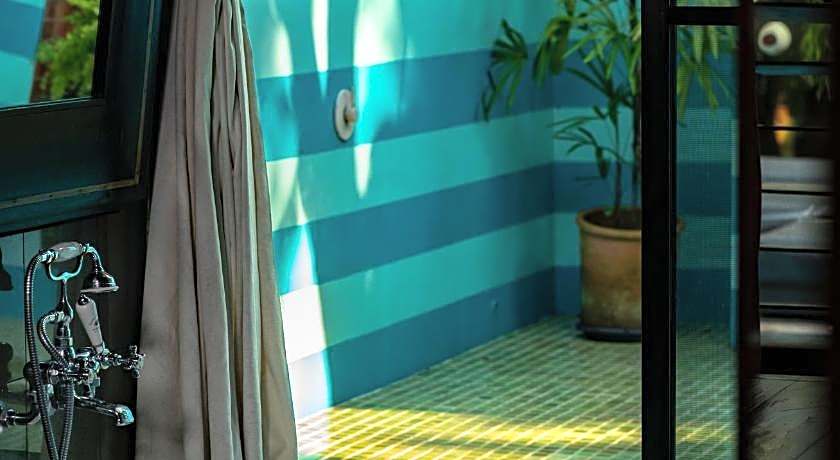 Chandra Residence, luxury, warmth and playfulness!