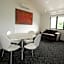 Shoredrive Motel