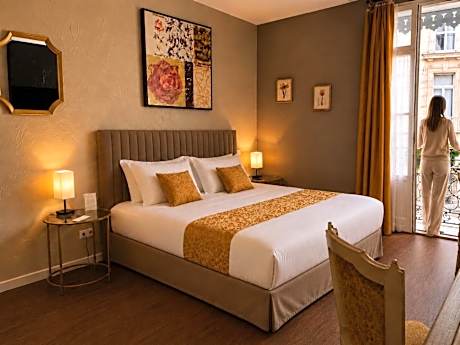 Deluxe King Room
