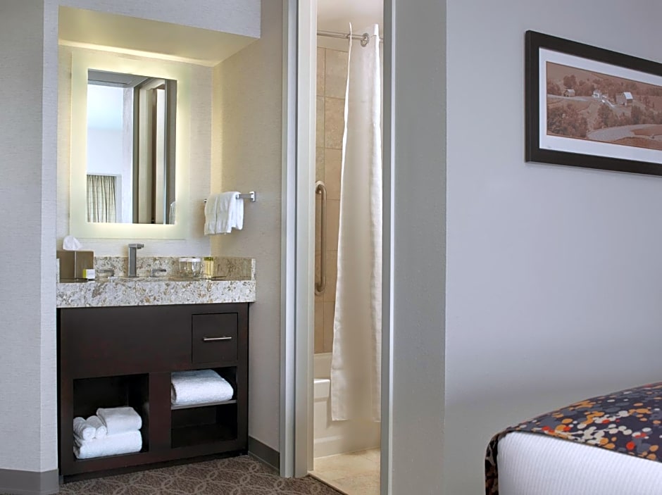 DoubleTree by Hilton Hotel Cedar Rapids Convention Complex