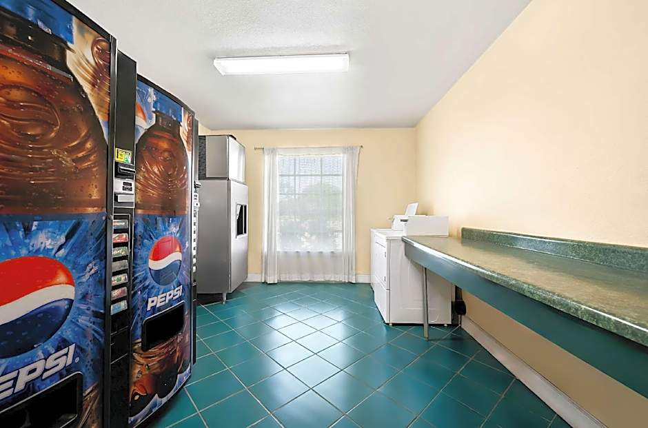 Americas Best Value Inn Historic Clewiston Inn