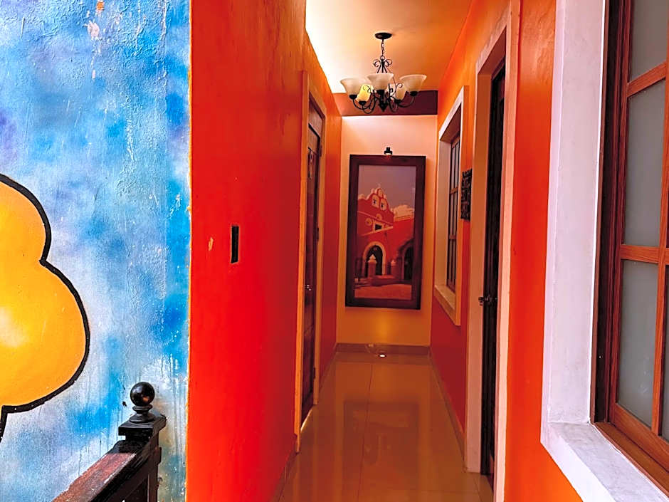 El Zaguán Colonial by GuruHotel