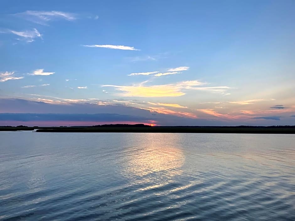 Holiday Inn Express Hotel & Suites Bluffton at Hilton Head Area, an IHG Hotel