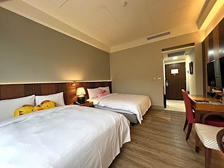 Classic Quadruple Room