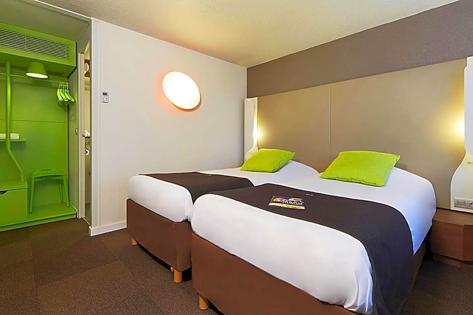 Campanile Villejust - za Courtaboeuf