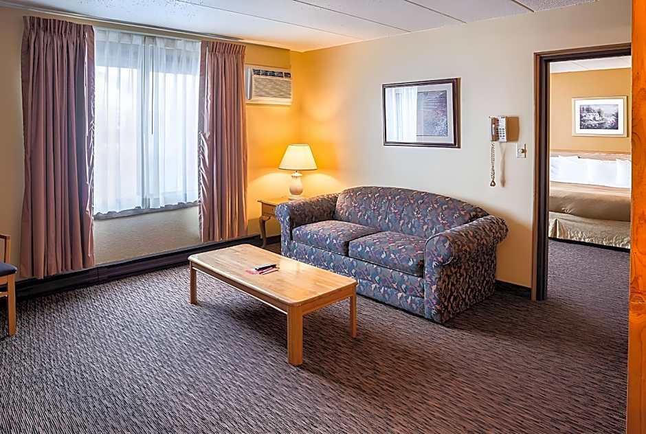 Econo Lodge Duluth near Miller Hill Mall
