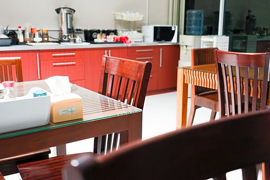 Kanavera Sriracha Hotel & Serviced Apartment