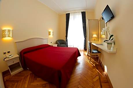 Double Room with Lake View