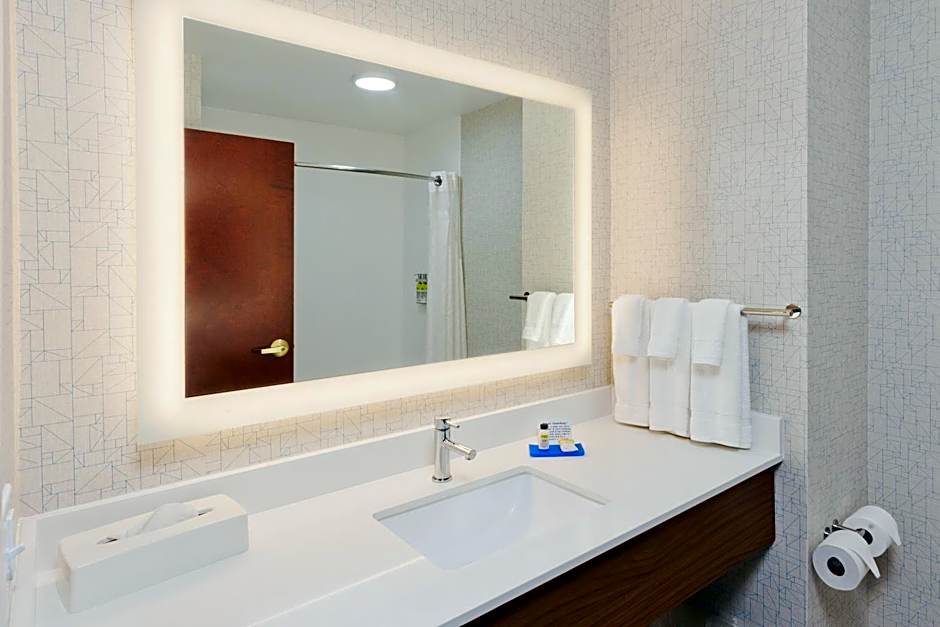 Holiday Inn Express Hotel & Suites Dothan North By IHG