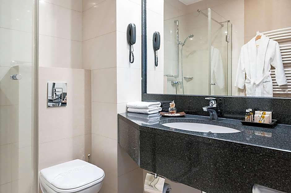 Booking Hotel & Spa