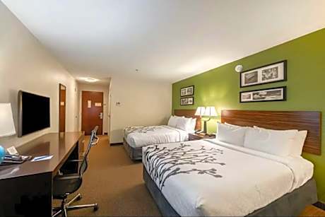 Queen Room with Two Queen Beds - Non-Smoking