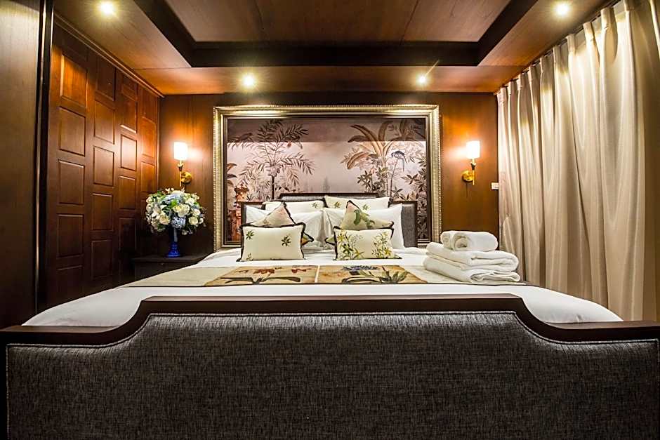 Amara Villa Khao Ka Lok